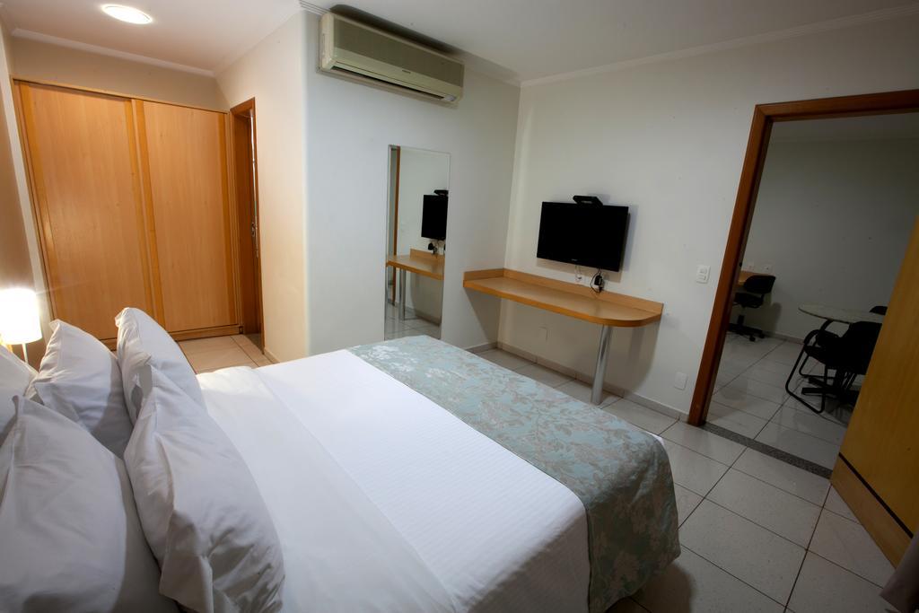 Oitis Hotel Goiania Luaran gambar