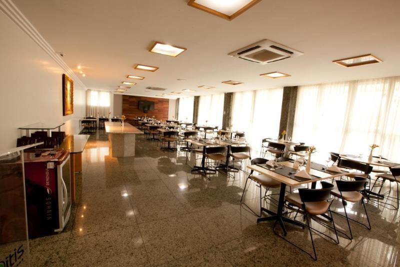 Oitis Hotel Goiania Luaran gambar